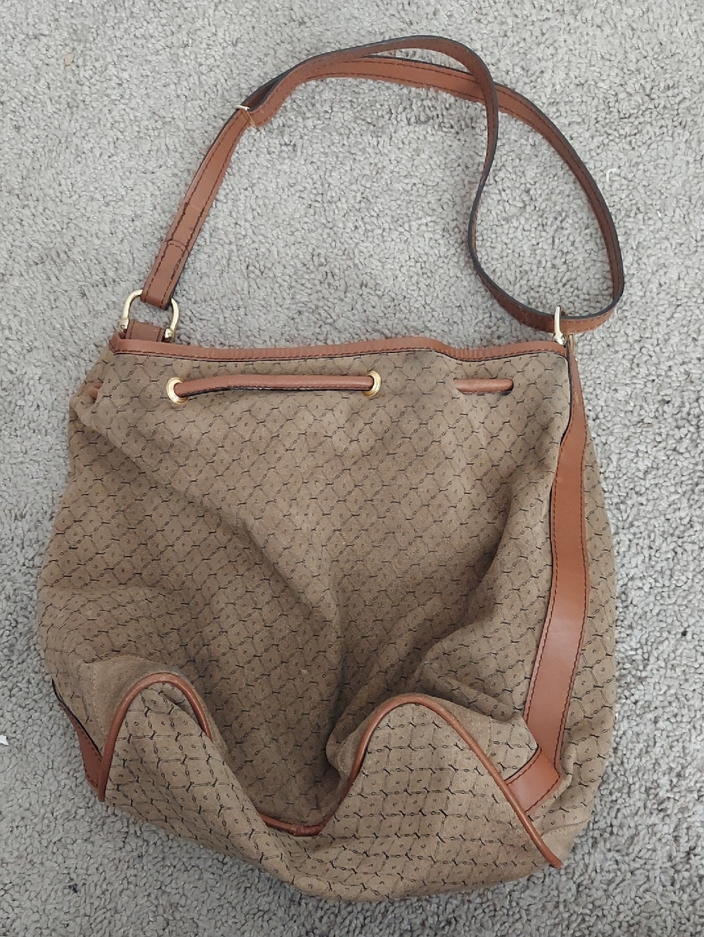 Vinatge Women's Tan Drawstring Shoulder Bag